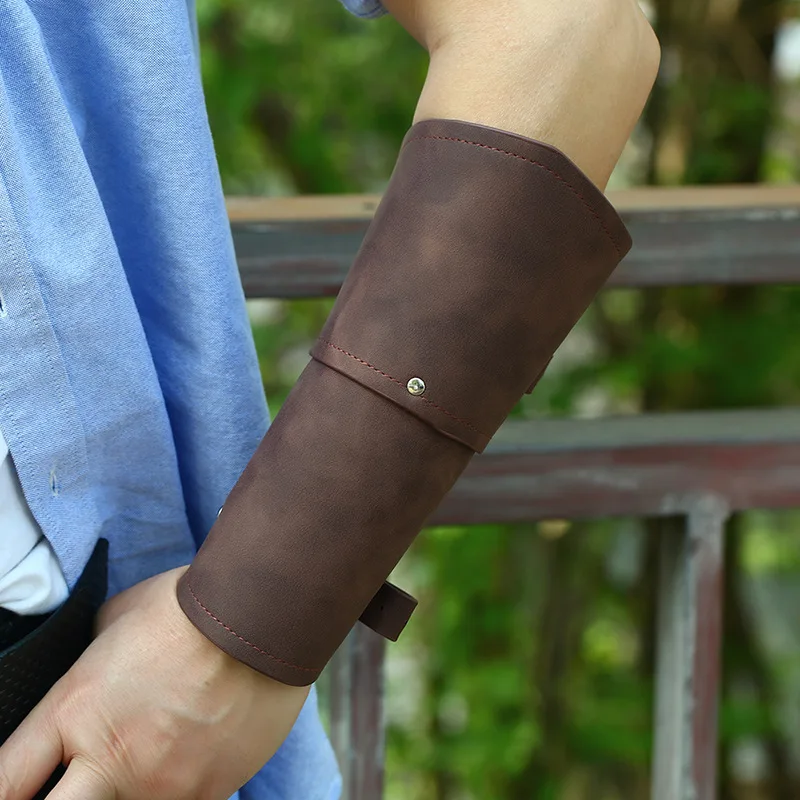 Medieval Armor Gloves Wide Cuf - Men Accessories Bracelet recension och pris
